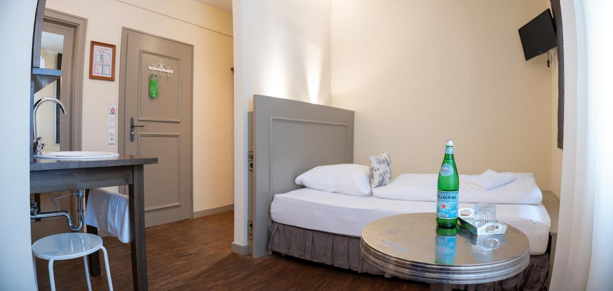 Friedrich Von Schiller Hotel Bietigheim-Bissingen Kültér fotó